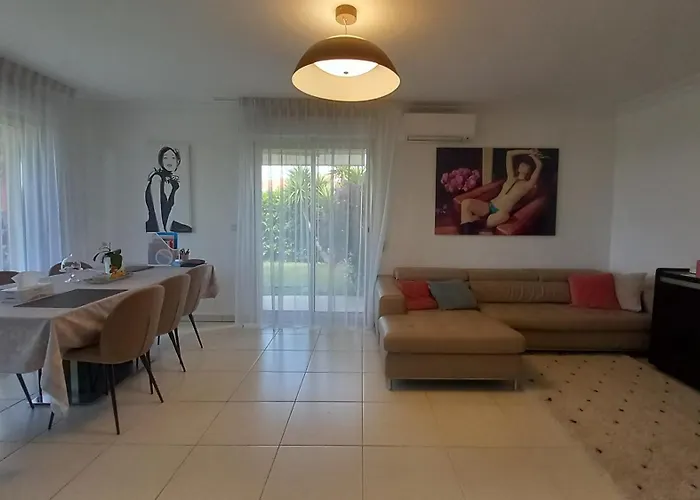 Juan Flore Apartamento Antibes