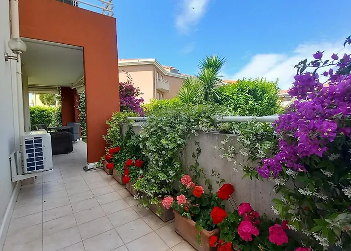 Juan Flore Αντίμπ